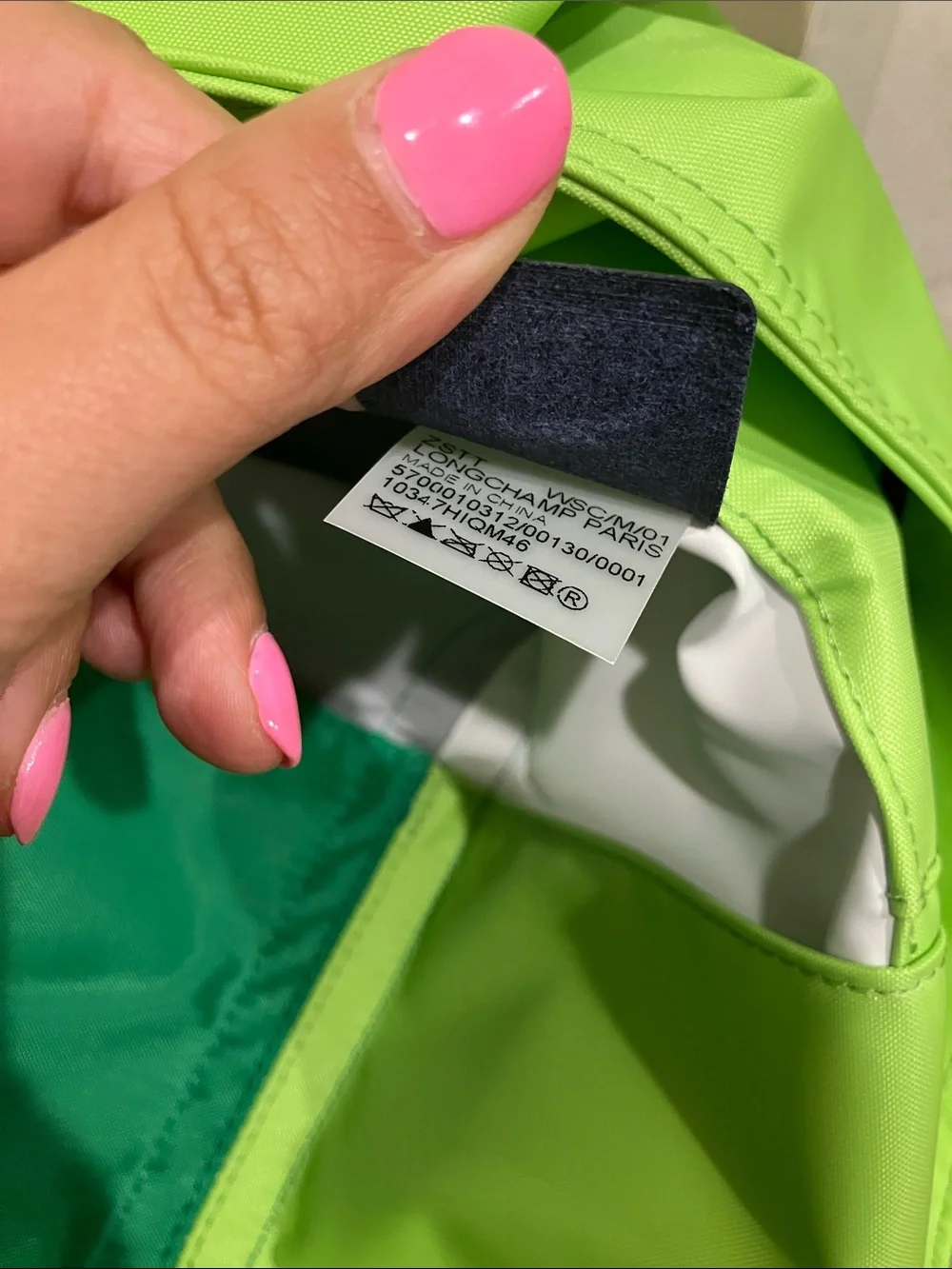 NEW Longchamp Green canvas Shoulder Tote with Silver Snap - Picture 13 of 15